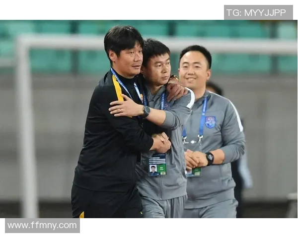 武汉羽毛球队战术争议引发热议球迷与专家观点碰撞激烈